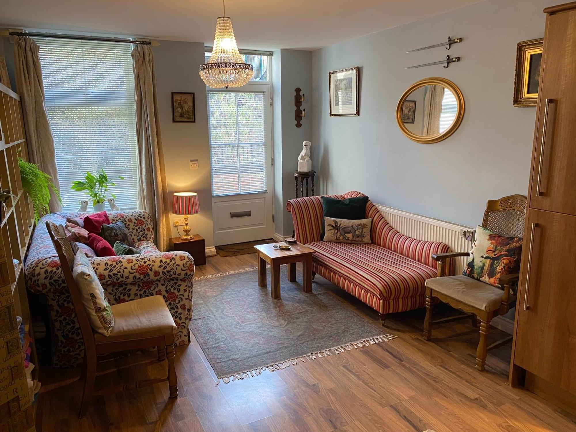 Quirky Town Centre Apartment With River Terrace Macclesfield Eksteriør billede